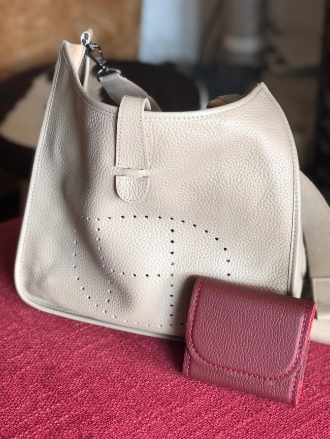 3 roll-on aux huiles essentielles à choix + étui en cuir cousu main